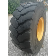 Bild zu 4 Räder 23 5R 25 L5